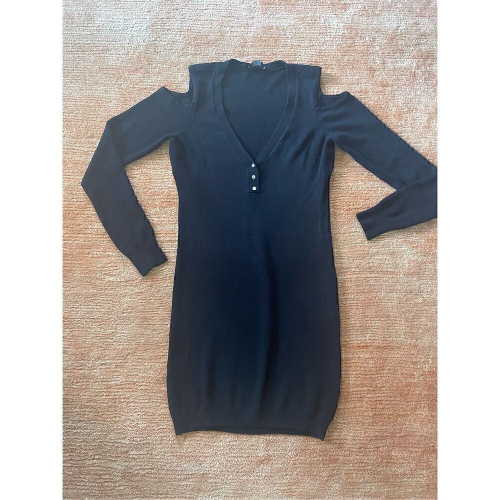 Black BEBE Long Sleeve Knitted Bodycon Dress with V-Neck and Off Shoulder Size L